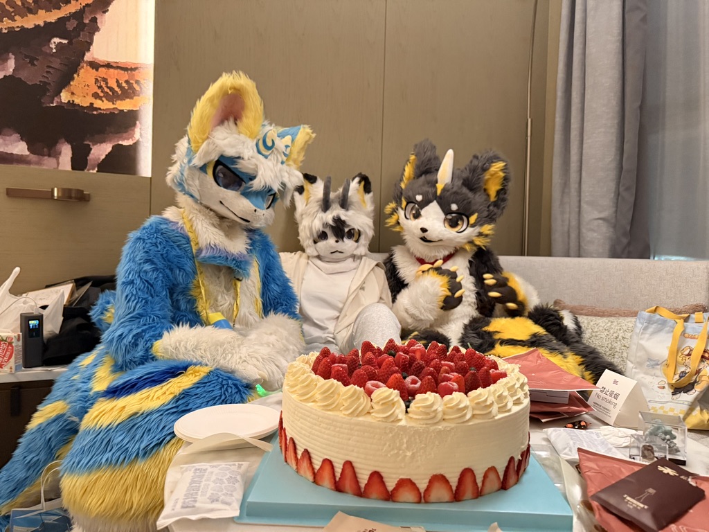 https://imfurry.com/wp-content/uploads/2026/06/42AA25F1-3975-48DE-8FE5-746F037D716D_1_105_c.jpeg